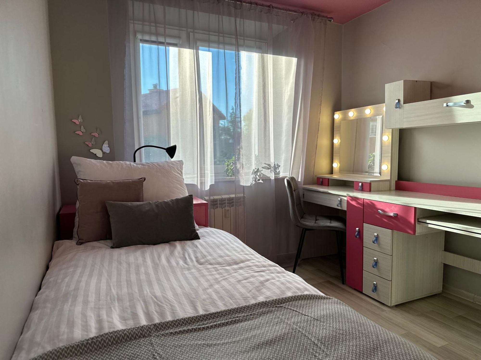 Large, Luxury Condo With Sauna Пшемишъл Екстериор снимка